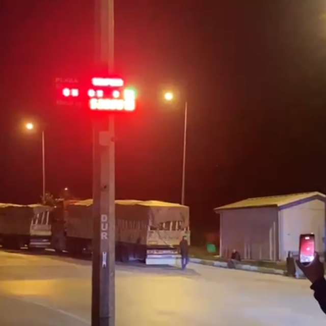 Plakalarını kapatıp kantara girmeyen 6 TIR'a 461 bin 875 TL ceza