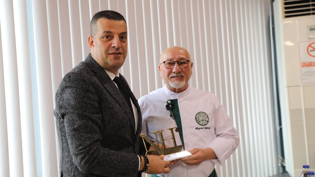 Edirneli ciğerciye "Türkiye'nin en iyi ciğer restoranı" ödülü