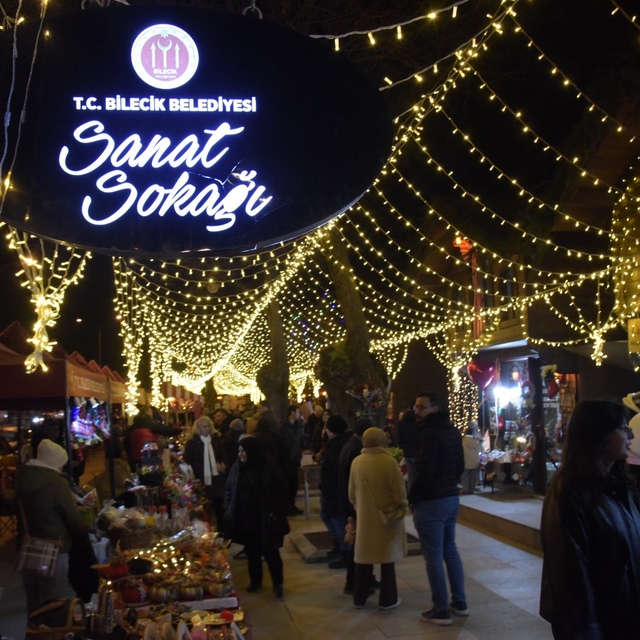 Bilecik'te Sanat Sokağına yoğun ilgi