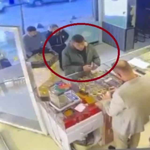 Siirt'te öldürülen kadının çalınan altınlarının kuyumcuda bozulduğu anlar k...