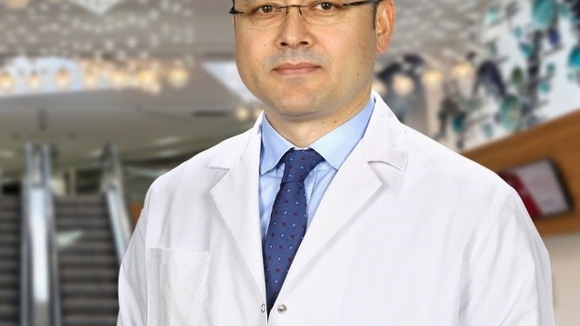 Prof. Dr. Hakan Camuzcuoğlu'ndan, jinekolojik kanserlerde erken farkındalık uyarısı