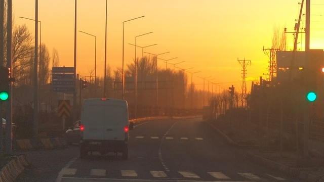 Patnos'ta trafik ışıkları yeniden faaliyete geçti