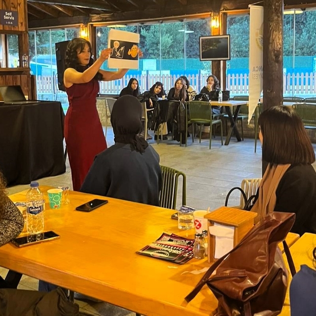 SUBÜ'de üniversiteli genç kadınlar bir araya geldi