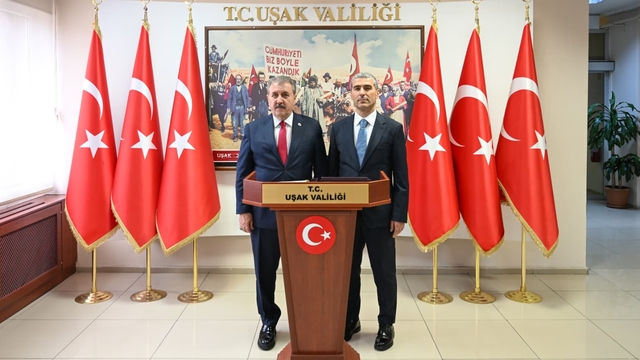 BBP Genel Başkanı Destici, Uşak'ta ziyaretlerde bulundu