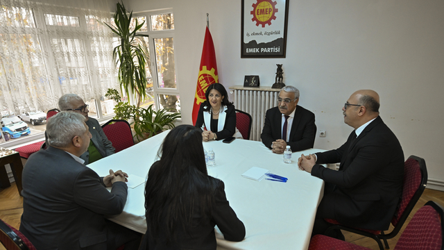 DEM Parti heyetinden Emek Partisi'ne ziyaret