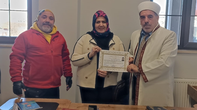 Nevşehir'de Müslüman arkadaşından etkilenen Kolombiyalı Zambronarojas, İslamiyet'i seçti