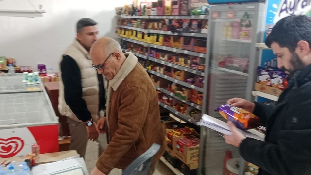 Ağrı'da okul kantinlerine sıkı denetim
Ağrı'da okul kantinlerine yönelik denetimler sürüyor