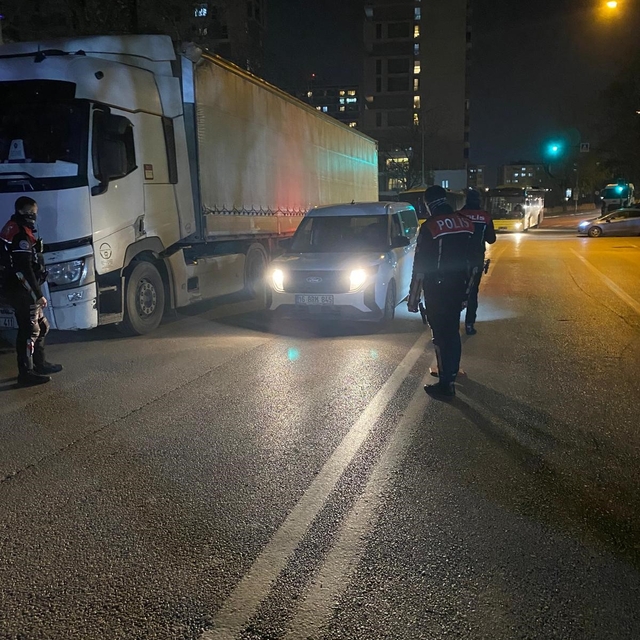 Bursa'da geniş çaplı asayiş uygulaması