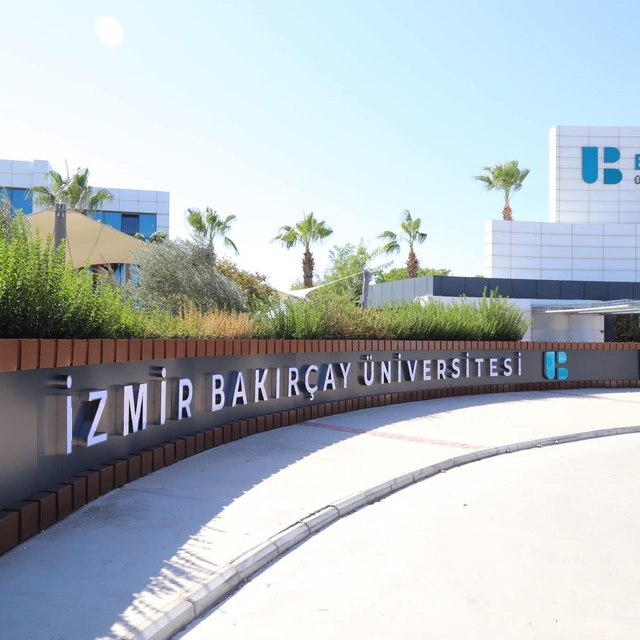 İzmir Bakırçay Üniversitesi, CERN'deki dev bilim projesi FCC'ye katıldı