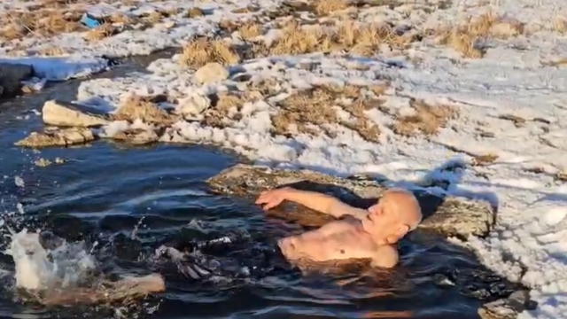 Türkiye'nin en soğuk yerleşim yerlerinden Göle'nin 'Buz adamı'