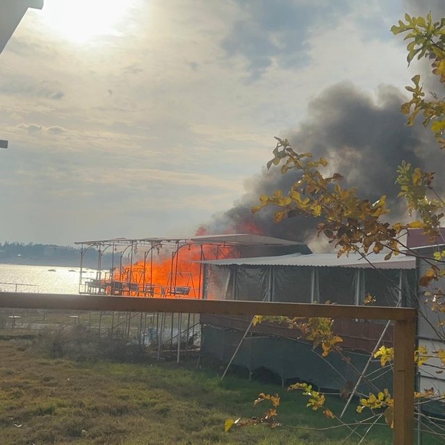 Adana'da adadaki kaçak işletmelerin yıkımı için işlem başlatıldı, bazı kişi...