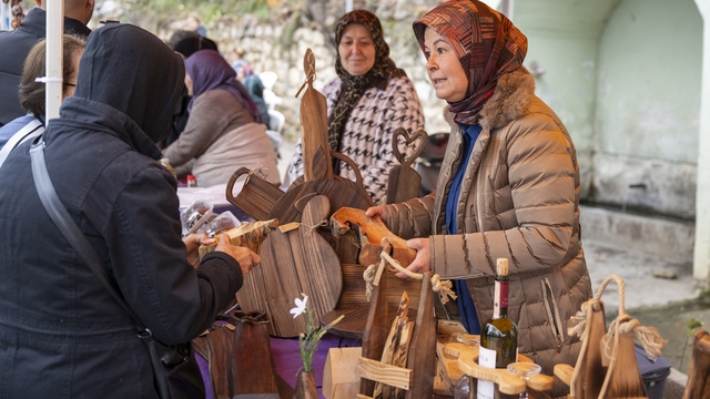 Mersin'de kırsal mahalle buluşmaları kadın emeğini Çamlıyayla'da buluşturdu