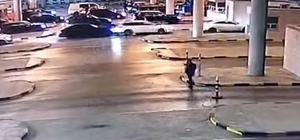 Kapıkule'de otomobilin çarptığı gümrük muhafaza memuru yaralandı; kaza kame...