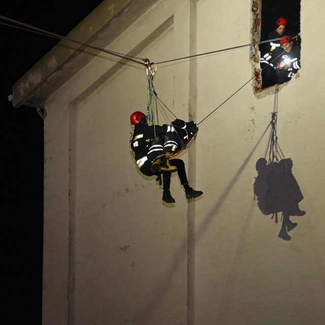 Tekirdağ'da gerçeğini aratmayan arama kurtarma tatbikatı