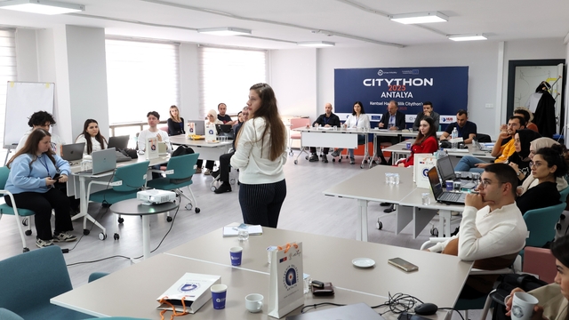 Büyükşehir 'Kentsel Hareketlilik Cityhonu'na ev sahipliği yaptı