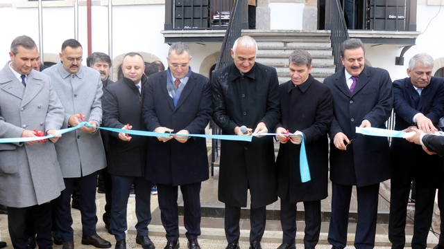 Kültür ve Turizm Bakanı Ersoy, Amasya'da kütüphane açılışında konuştu: