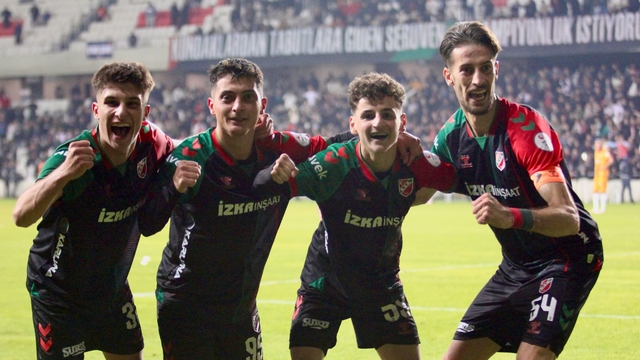 Karşıyaka'dan müthiş final