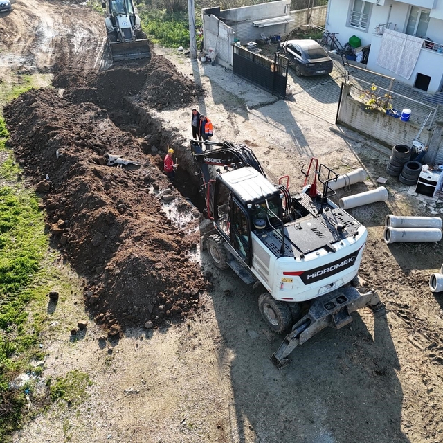 Su ve kanalizasyon ekibi 14 bin 554 kanal açtı