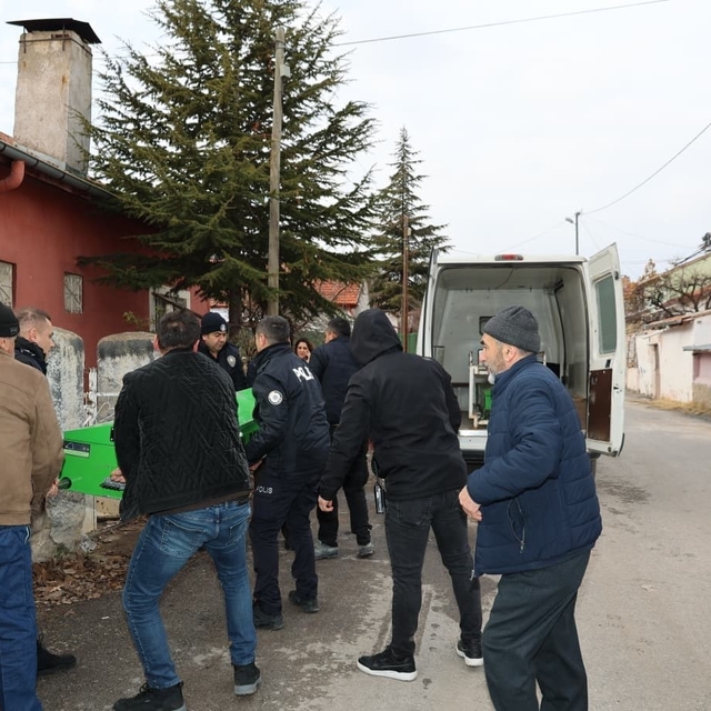 Sobadan çıkan yangında 84 yaşındaki kadın hayatını kaybetti