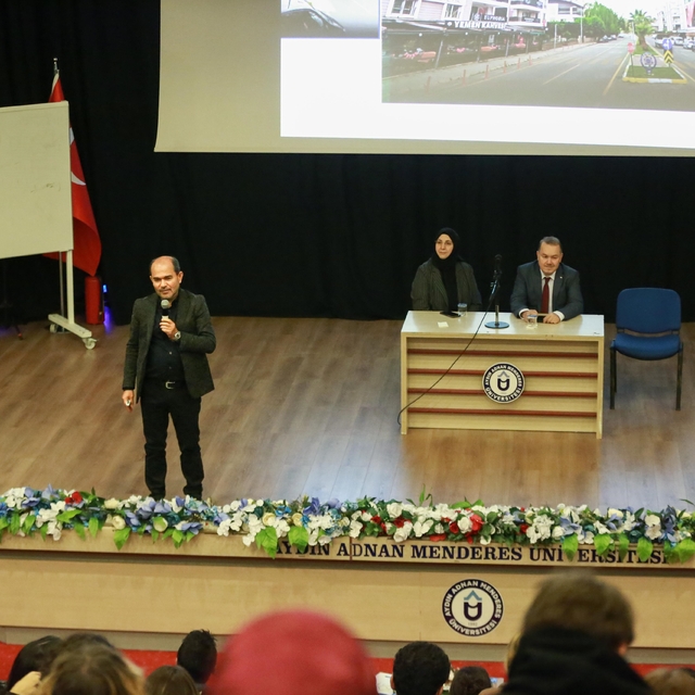 ADÜ'de sağlıklı aile yapısı ve sorumluluk bilinci ele alındı