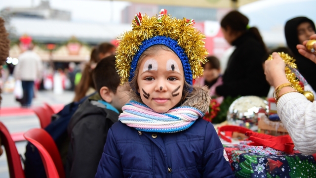 Yeni Yıl Festivali Osmangazi Meydanı'nda yoğun ilgi görüyor
Temizlik İşleri Orkestrası'ndan yeni yıl coşkusu