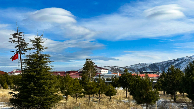 Bitlis semalarında mercek bulutları görüntülendi