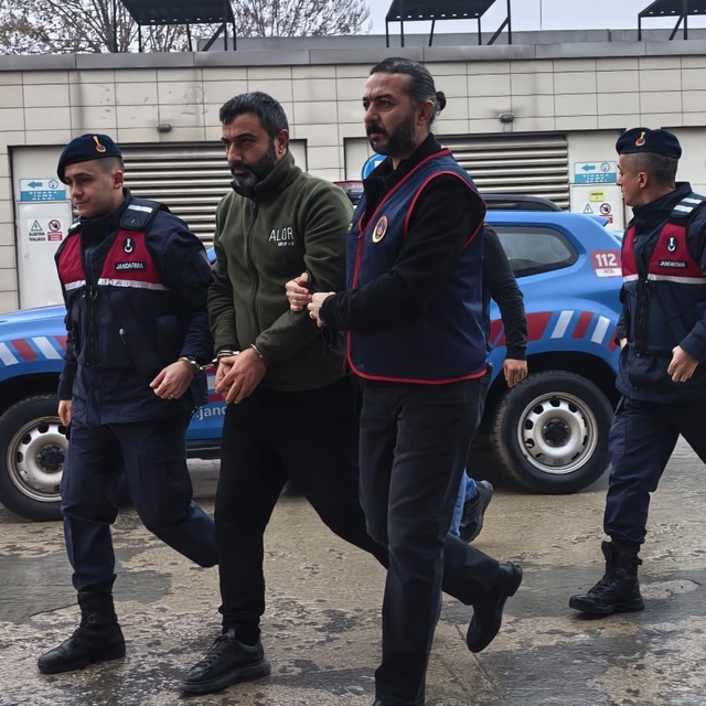 16 suçtan 30 yılla aranan şahıs bağ evinde yakalandı