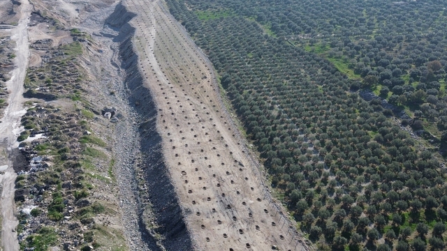 Buharkent'te İlek Bahçesi Projesi'nde altyapı çalışmaları sürüyor