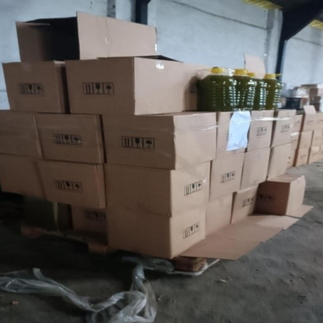 Aydın'da piyasa sürülmeye hazırlanan 931 litre sahte yağ yakalandı