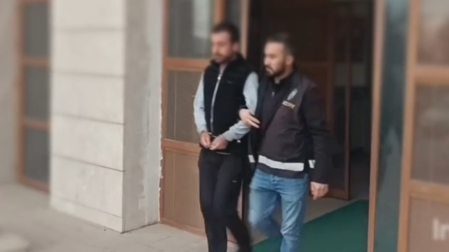 İş yerinden cep telefonu çalan şüpheli yakalandı