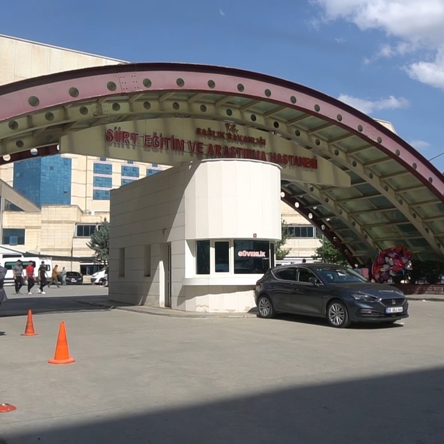 Şüphelilerin uyuşturucu test sonuçlarını para karşılığı değiştirenlere oper...