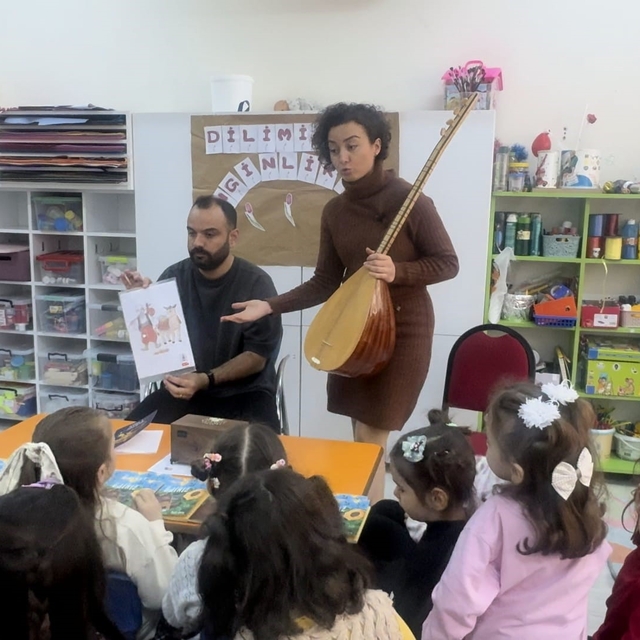 Minik yürekler dilin ve kültürün izinde
Akşemseddin Ortaokulu'nda 'Dilimizi...