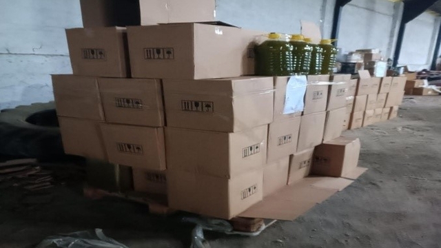 Aydın'da piyasa sürülmeye hazırlanan 931 litre sahte yağ yakalandı