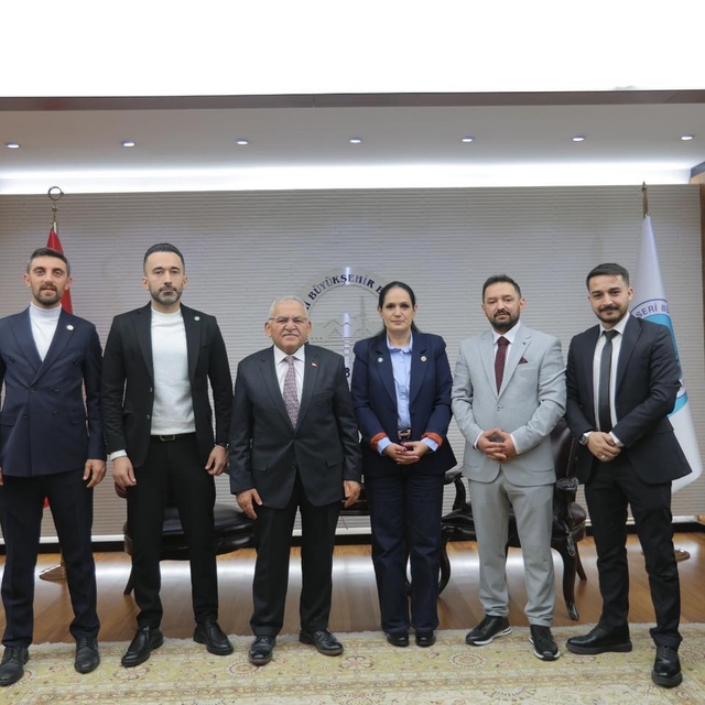 Başkan Büyükkılıç'tan Kayseri'de birlik ve istişare mesajı