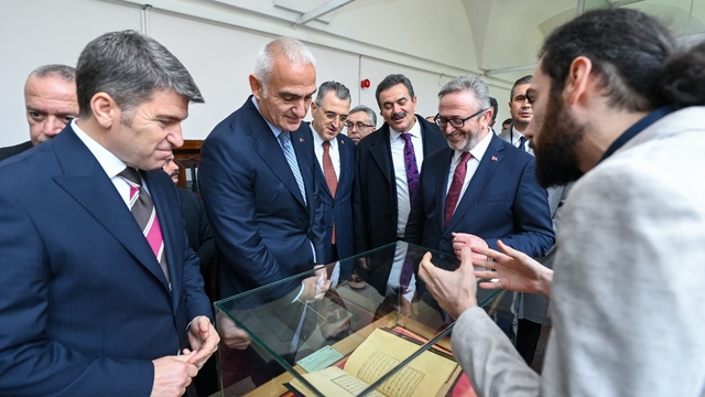 Bakan Ersoy: 8 yılda 221 yeni kütüphane hizmete açıldı, üye sayımız 7,6 milyona ulaştı (2)