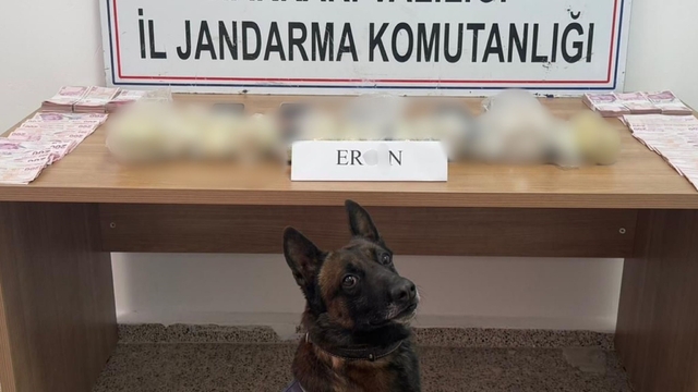 Hakkari'de 5 kilo 815 gram eroin ele geçirildi