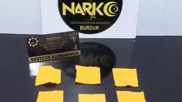 Burdur'da polis ekiplerinden uyuşturucu operasyonu