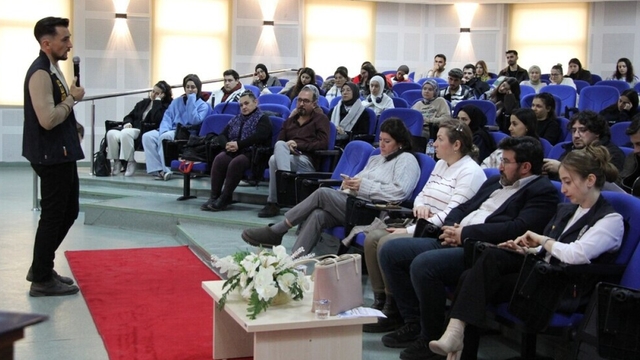 DPÜ'de sanal riskler ve akran zorbalığı ile mücadele ele alındı