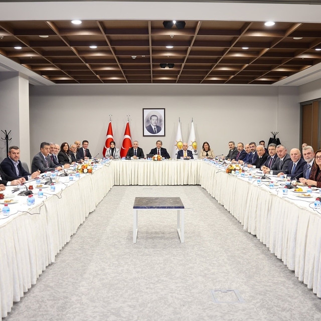 Başkan Büyükkılıç: "İlk günkü aşkla şehrimize hizmet ediyoruz"