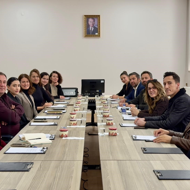 İletişim Fakültesi öğrencileri için sektör odaklı eğitim masaya yatırıldı