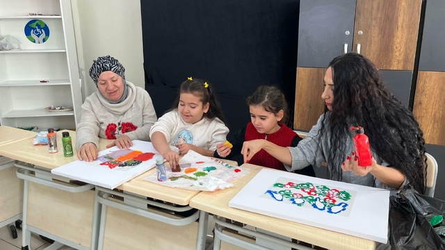 Gamze öğretmen, özel gereksinimli öğrencilerin hayatına dokunuyor