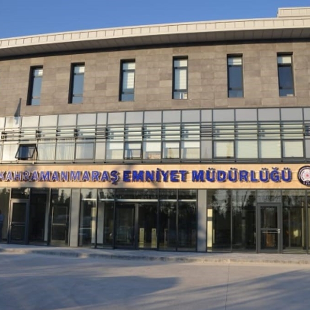 Yapay zekayla müstehcen görüntü oluşturan 2 liseli tutuklandı