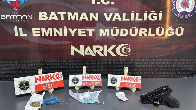 Batman'da narkotik operasyonu: Uyuşturucu madde ve ruhsatsız silah ele geçirildi