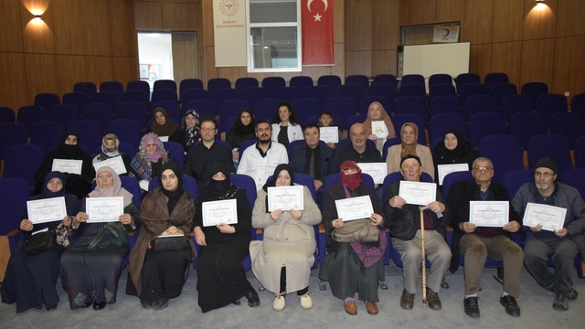 Bayburt'ta yılın son 'Diyabet Okulu Eğitimi' tamamlandı