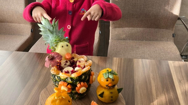 Tavşanlı'da minik ellerden sanat eseri meyve tabakları