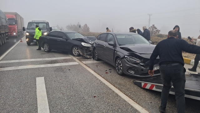 Kulu'da yoğun sis ulaşımı olumsuz etkiledi
