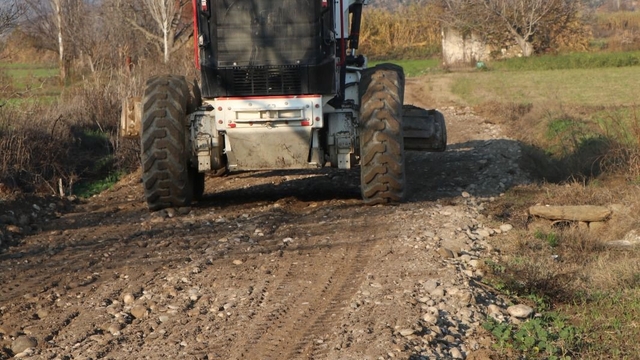Bozdoğan Belediyesi'nden ova yollarında çalışma