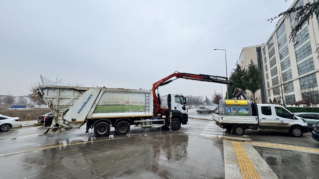 Çorum'da yeni çöp konteynerleri yerleştirilmeye başlandı