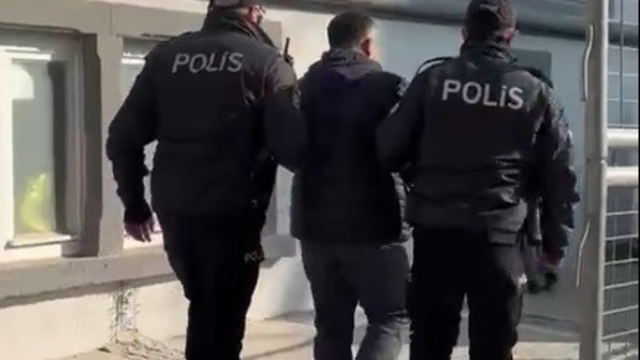 'Karşılıksız çek' firarisi Konak'ta yakalandı