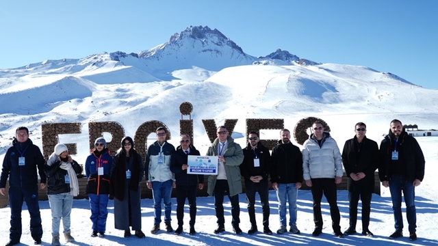 Türk Kayak Merkezleri Birliği'nin toplantısı Erciyes'te yapıldı